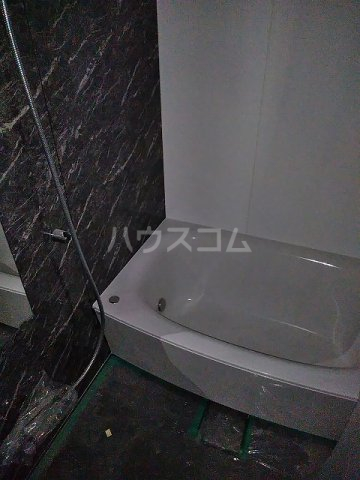 16/30 浴室
