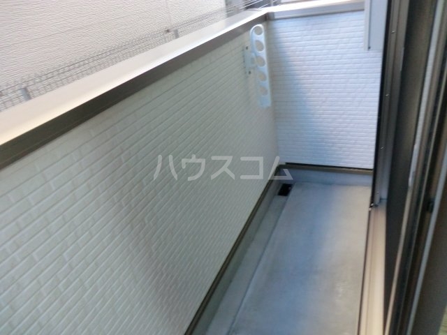 13/21 バルコニー