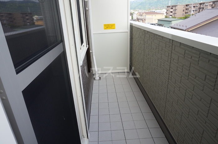 13/22 バルコニー