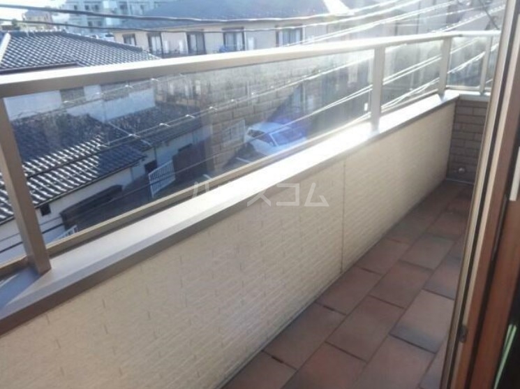 23/30 バルコニー