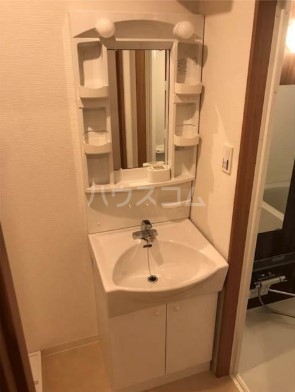 19/28 洗面