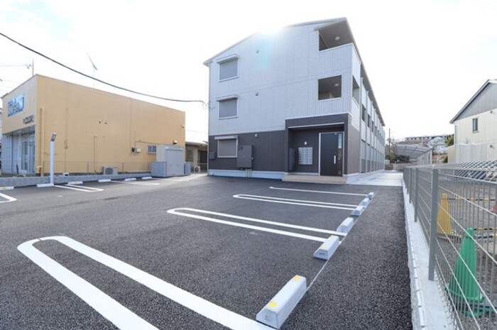 20/30 駐車場
