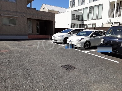 21/30 駐車場