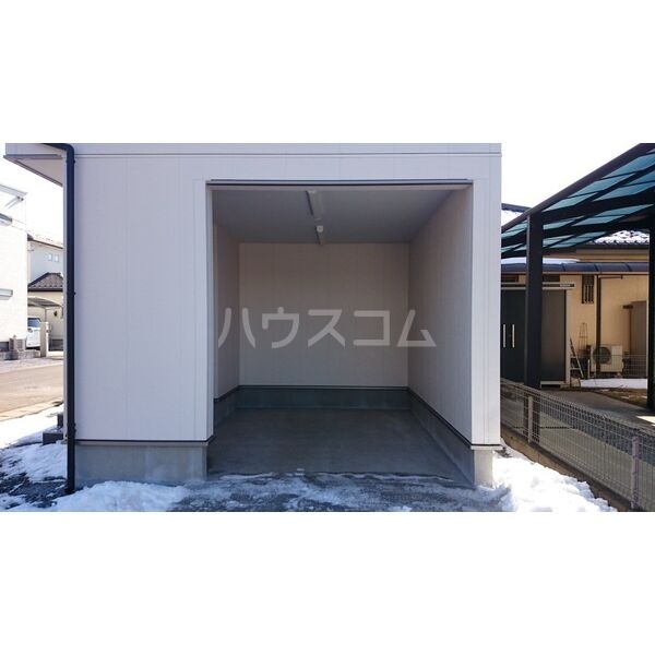 14/21 駐車場
