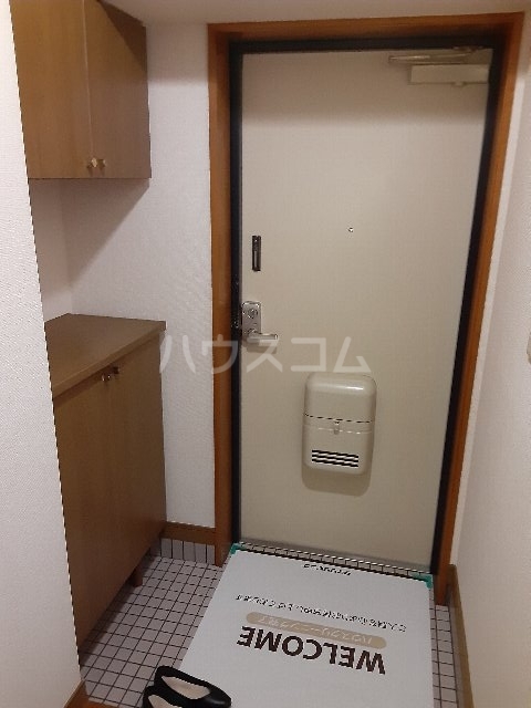 14/30 玄関