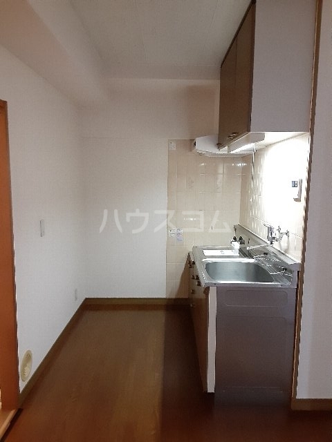 16/30 キッチン