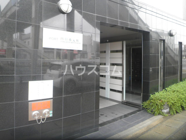 19/29 エントランス