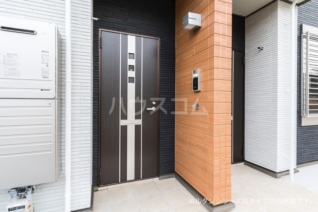 2/8 エントランス