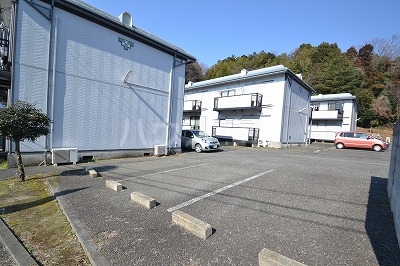16/25 駐車場