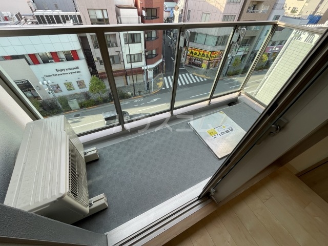 20/30 バルコニー