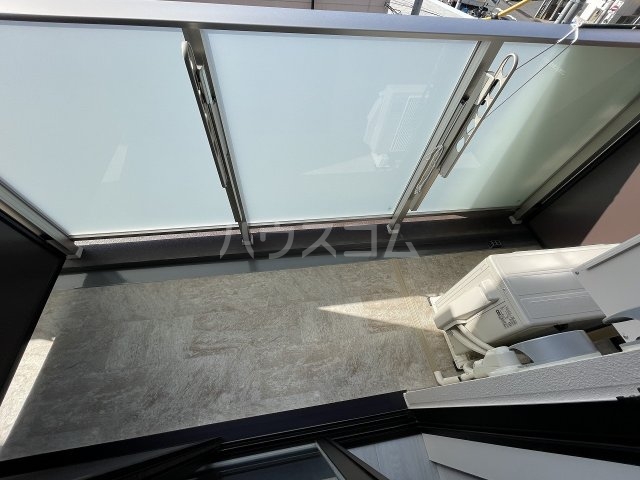 18/30 バルコニー