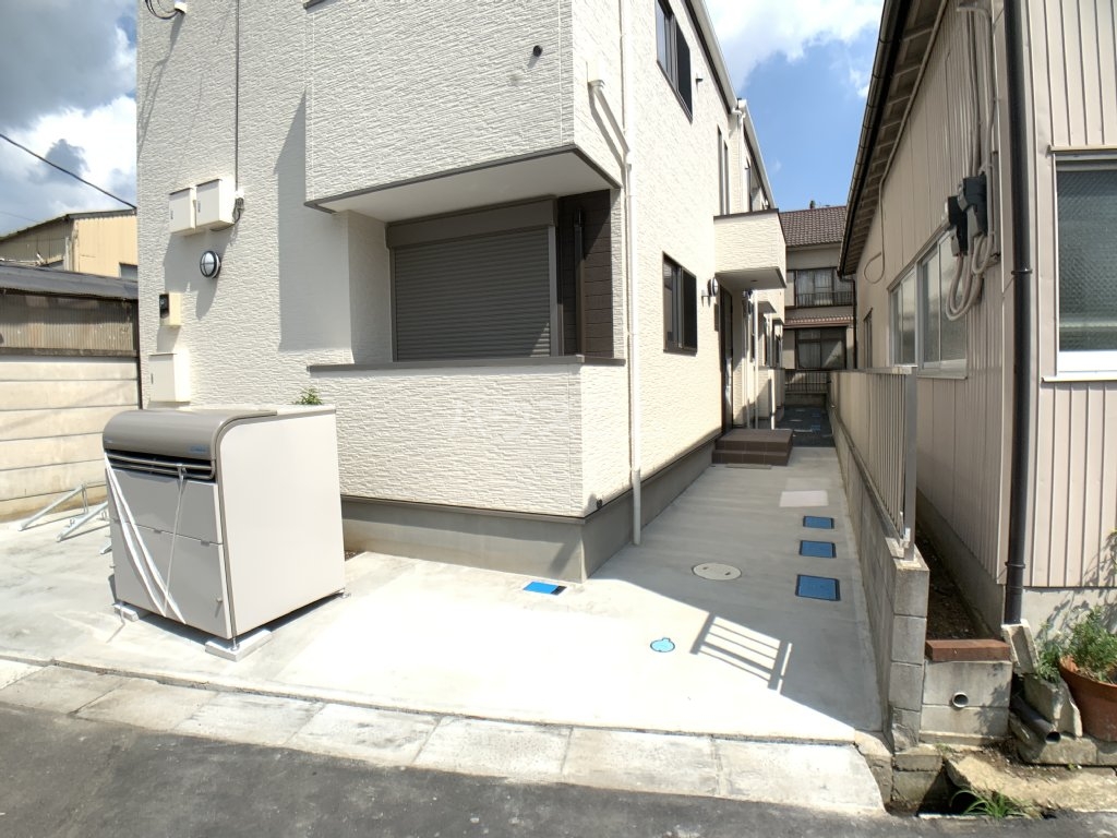28/30 エントランス