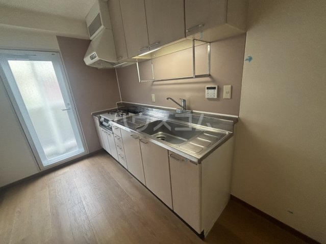 13/30 キッチン