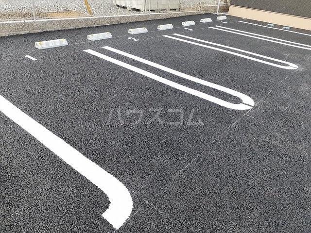 16/22 駐車場