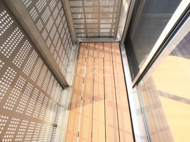 14/23 バルコニー