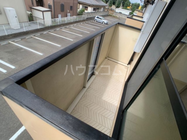 13/22 バルコニー