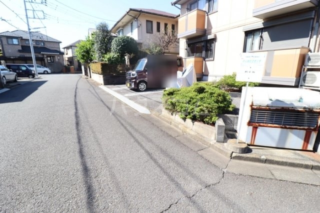 15/17 駐車場
