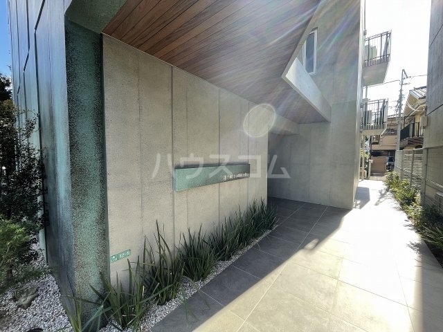 19/21 エントランス