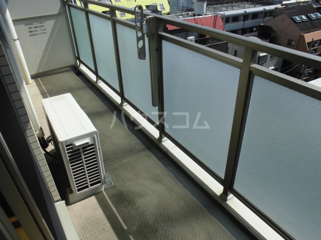 21/30 バルコニー