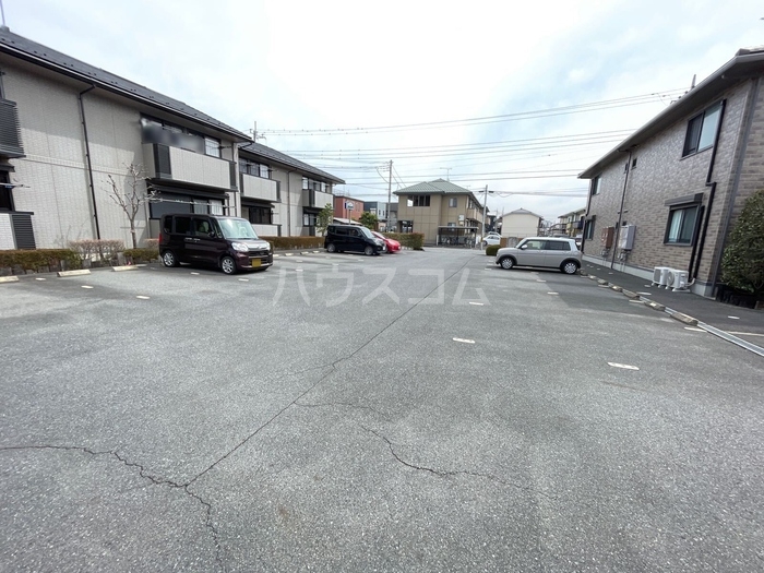 15/16 駐車場
