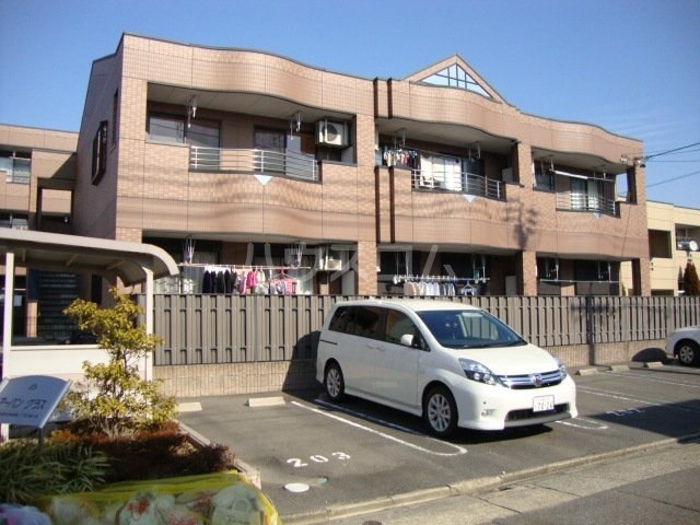 16/25 駐車場