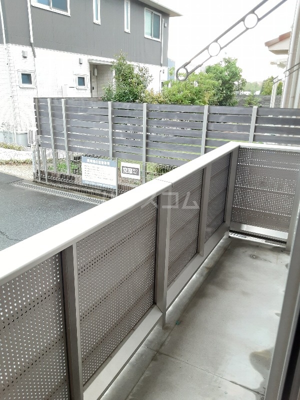 20/30 バルコニー