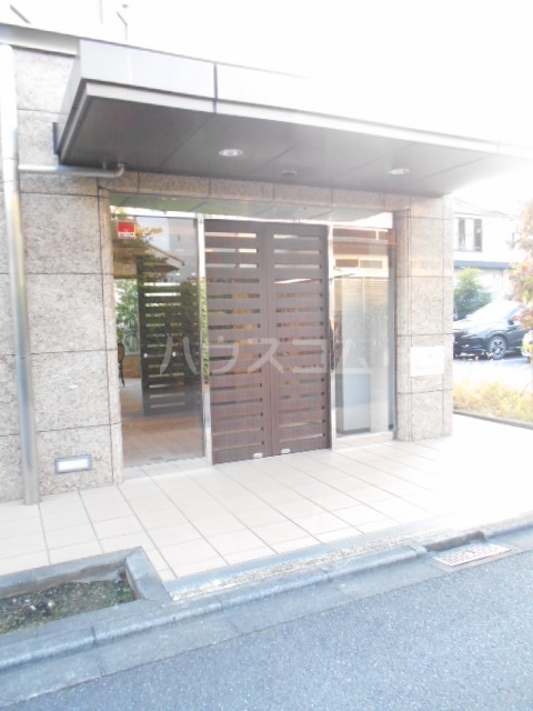 3/7 エントランス