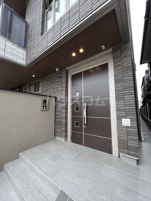 2/6 エントランス