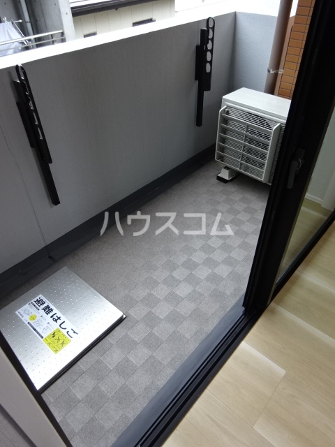 20/30 バルコニー