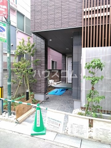 2/3 エントランス