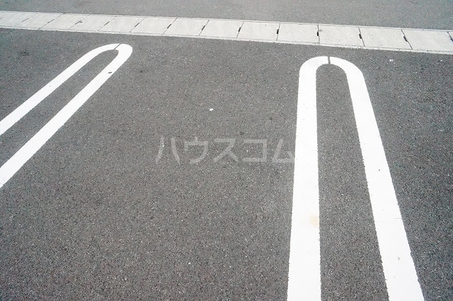 15/27 駐車場
