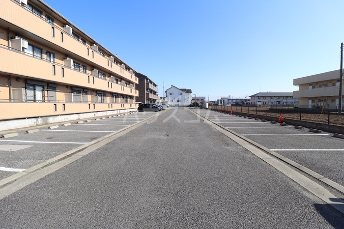 15/25 駐車場