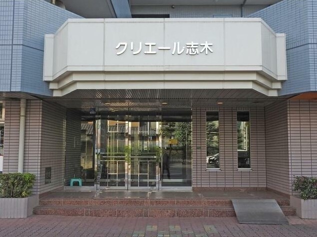16/24 エントランス