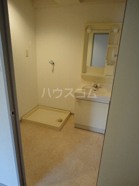 13/30 洗面