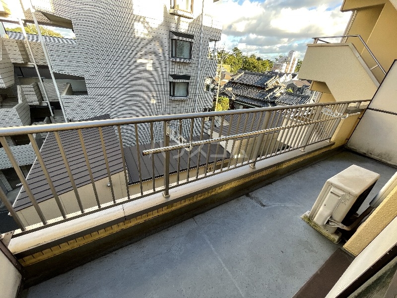 17/30 バルコニー