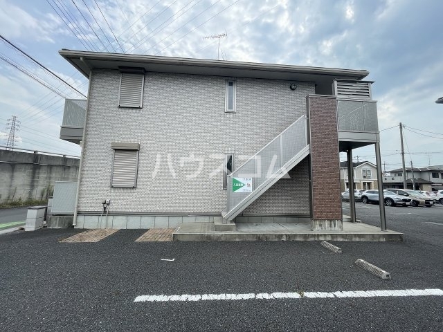 13/14 駐車場