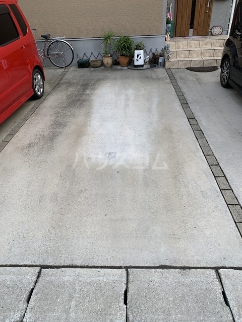 17/24 駐車場