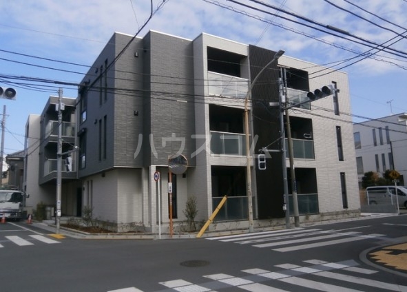 19/24 エントランス