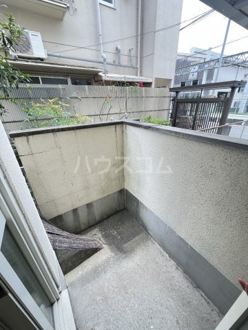 20/30 バルコニー