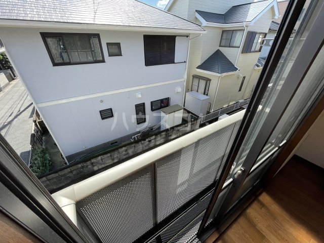 15/27 バルコニー