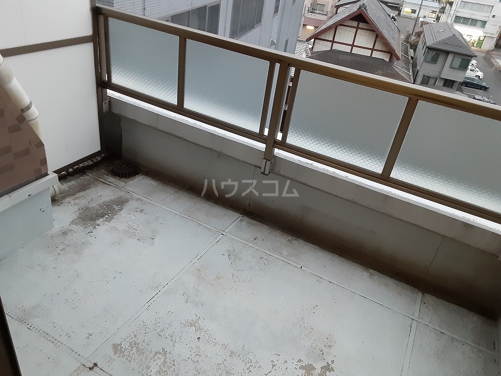 19/30 バルコニー