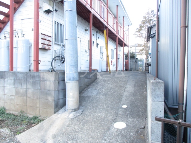 25/28 エントランス