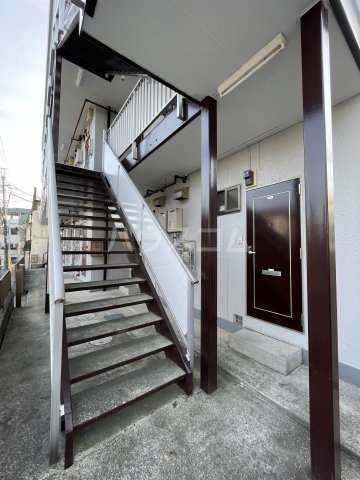 29/30 エントランス