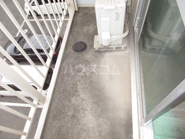 16/27 バルコニー