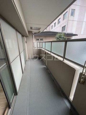 21/30 バルコニー