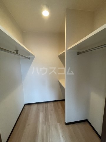 13/30 収納