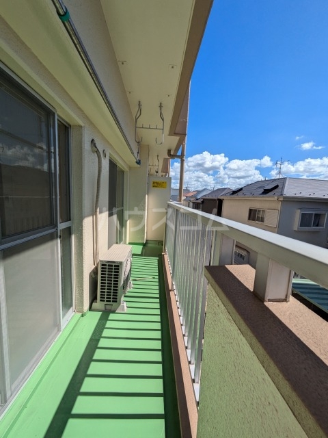 18/25 バルコニー