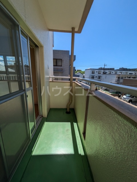 19/25 バルコニー