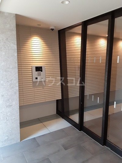 22/29 エントランス