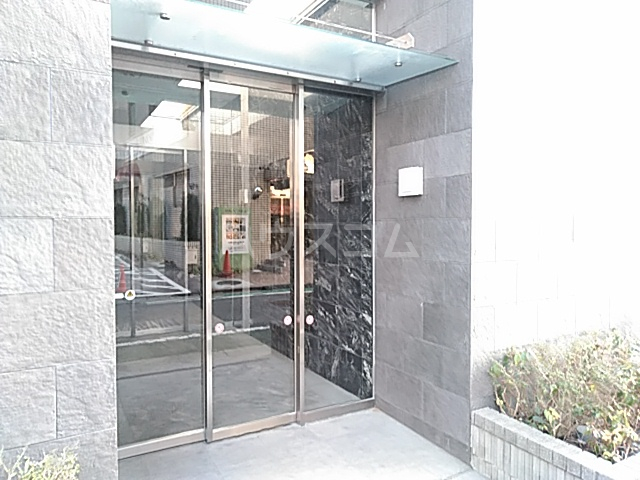 29/30 エントランス